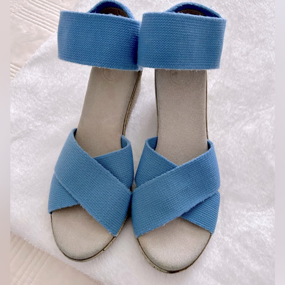 Charleston Shoe Company Cornflower Cannon Wedge
